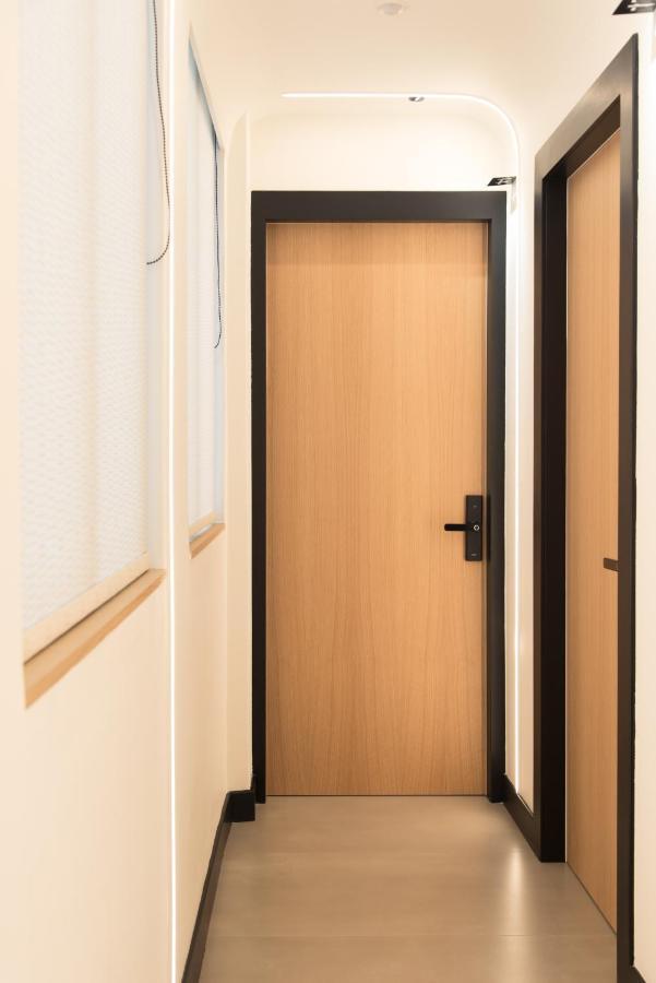 Athensowl Aparthotel ภายนอก รูปภาพ