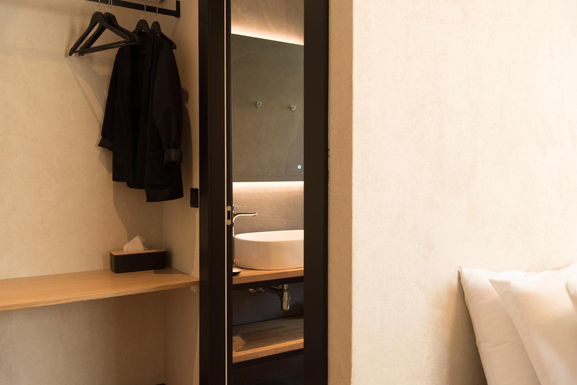 Athensowl Aparthotel ภายนอก รูปภาพ