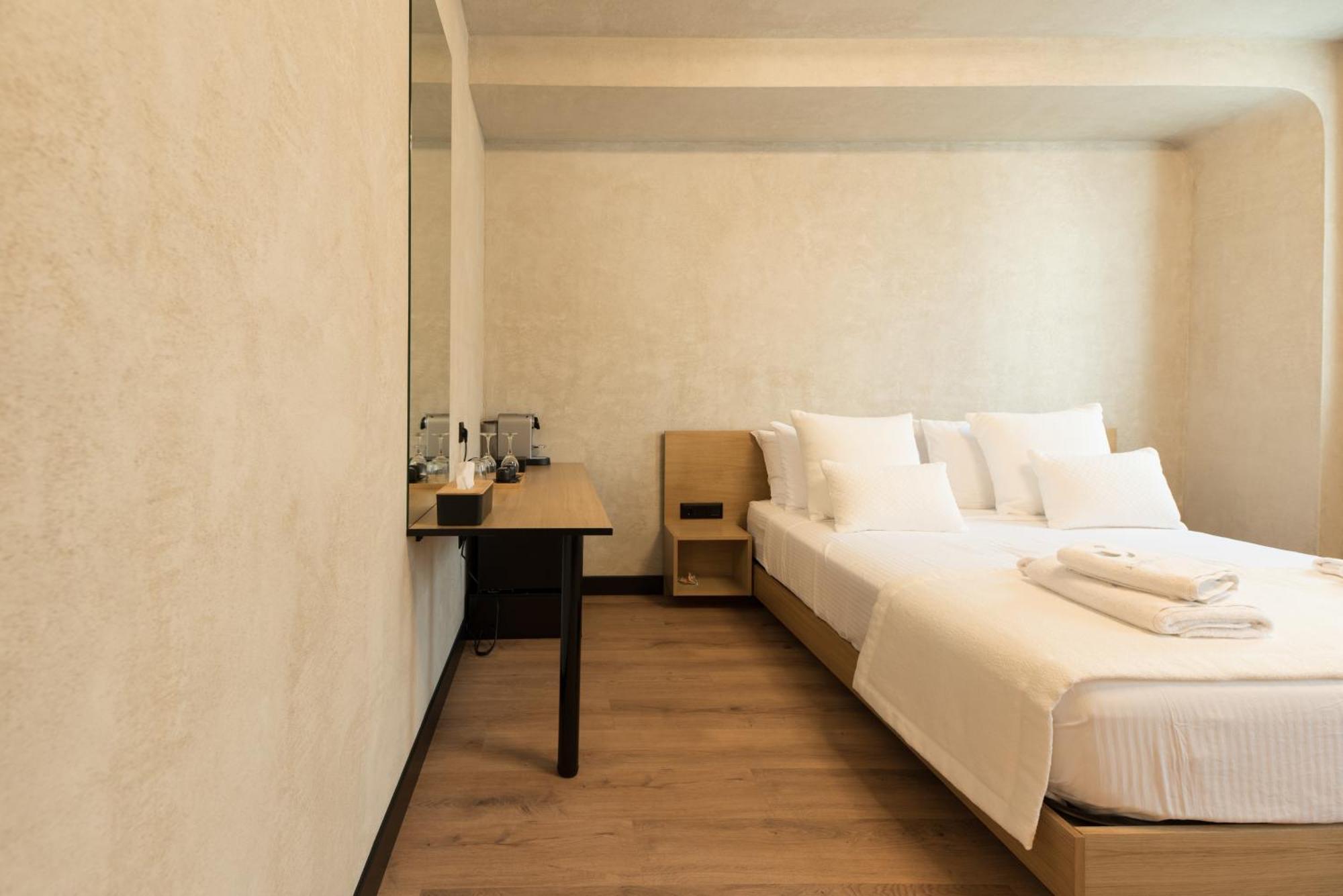 Athensowl Aparthotel ภายนอก รูปภาพ