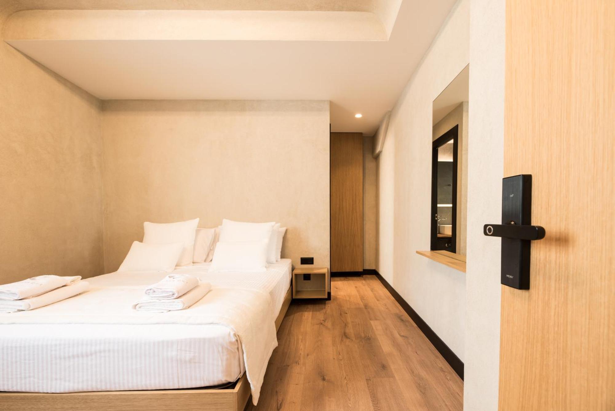 Athensowl Aparthotel ภายนอก รูปภาพ