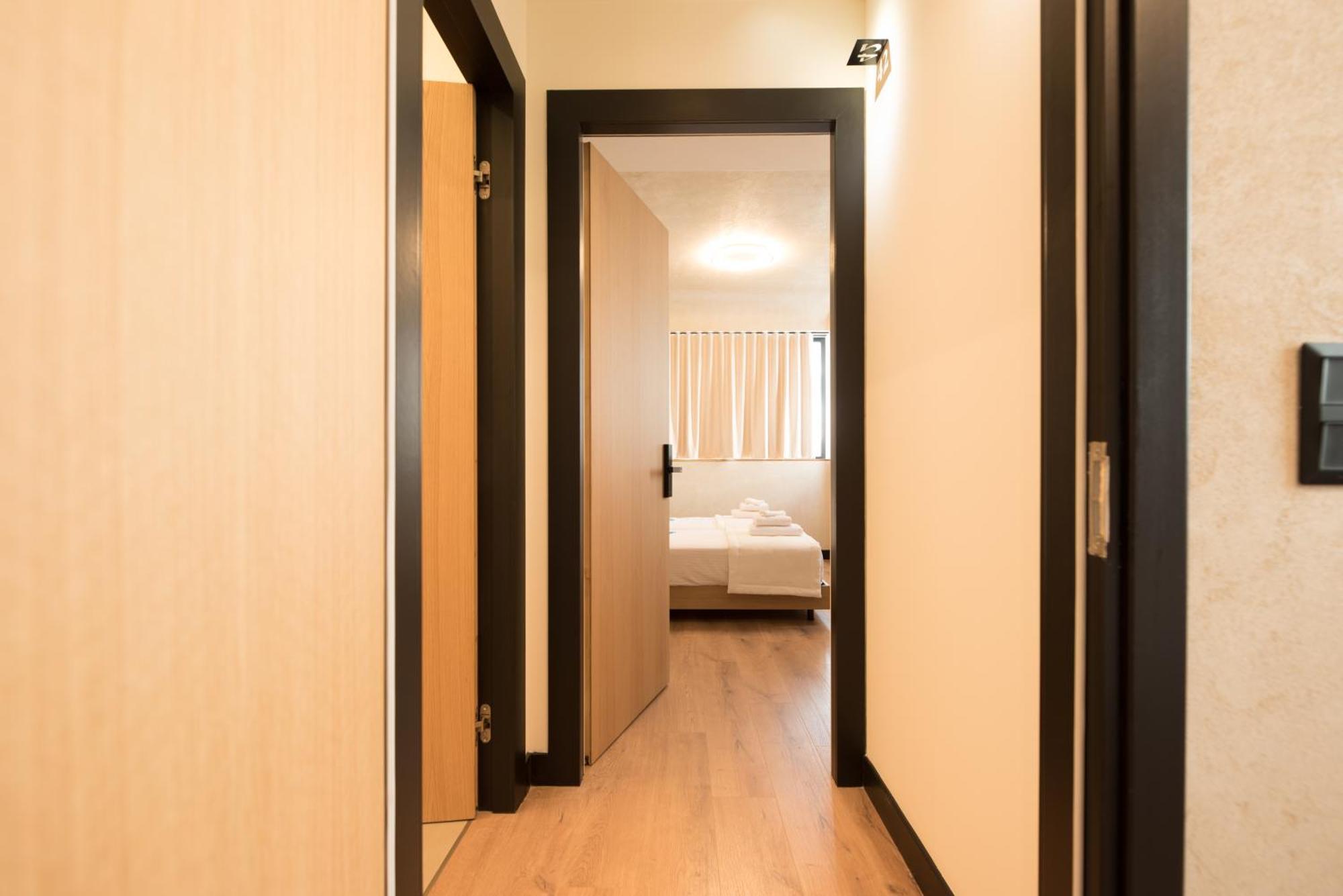 Athensowl Aparthotel ภายนอก รูปภาพ