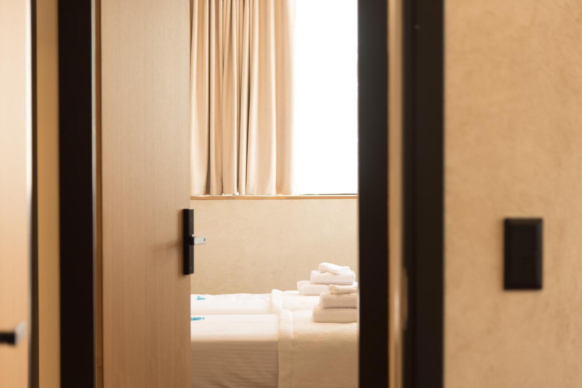 Athensowl Aparthotel ภายนอก รูปภาพ